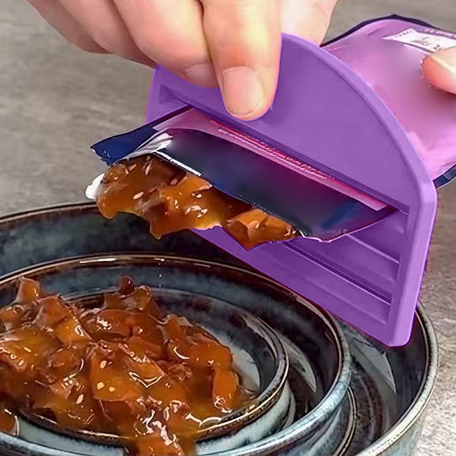 3D Printing Waste - 猫用フード絞り器 実用ツール ペット給餌補助具 コンパクトデザイン プラスチック衛生材料 ゼロウェイストフィーダー